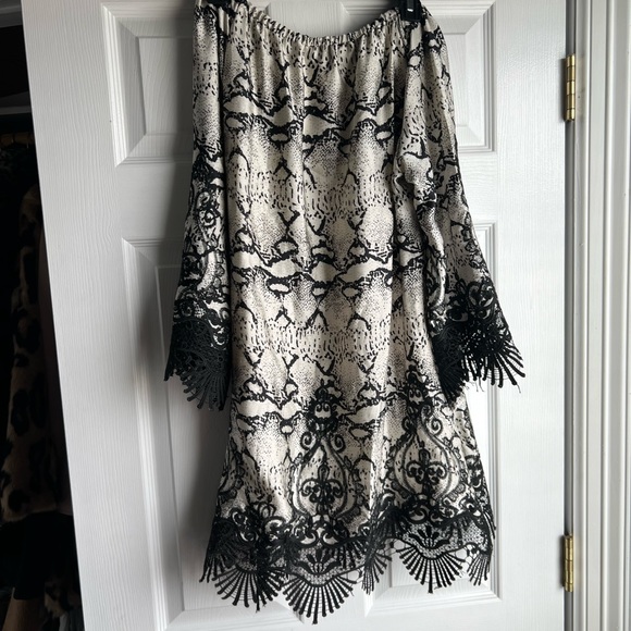 Lucky & Blessed snake skin off the shoulder dress with lace detail sz S NWT! - Picture 9 of 13